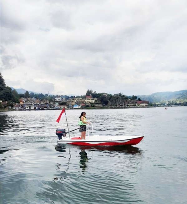 Skiff Water Sport Fiber Glass