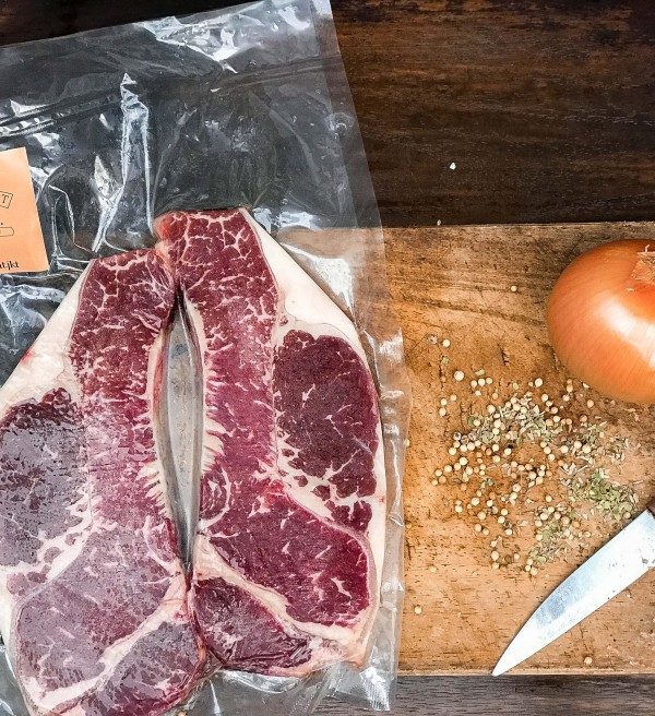 US SIRLOIN⁠ USDA Grade Choice⁠